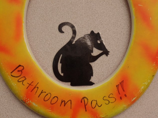 add small details around the room. Like this!